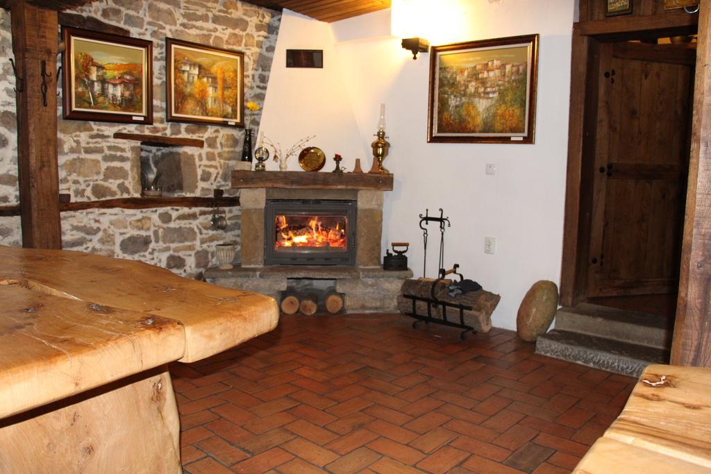 Guest House The Old Lovech Exterior photo