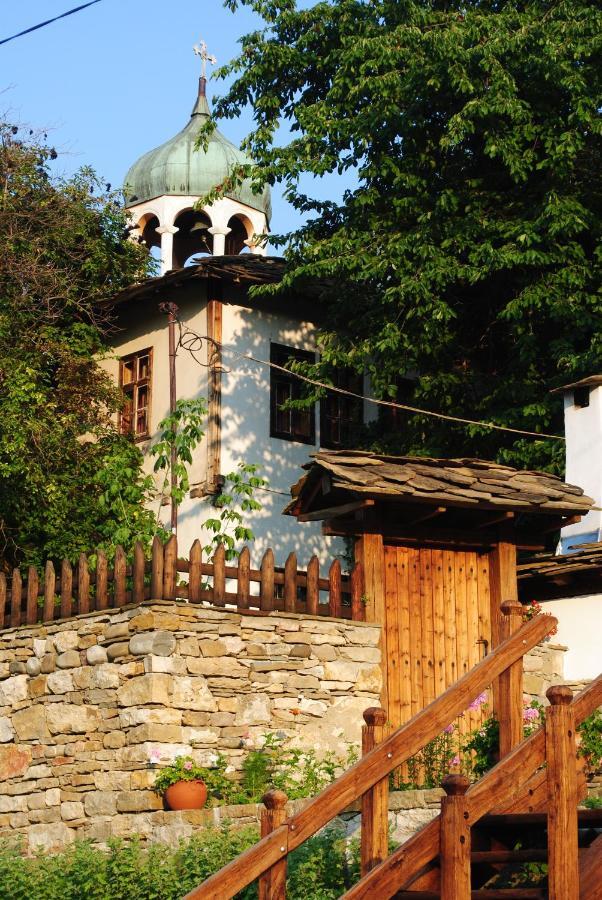 Guest House The Old Lovech Exterior photo